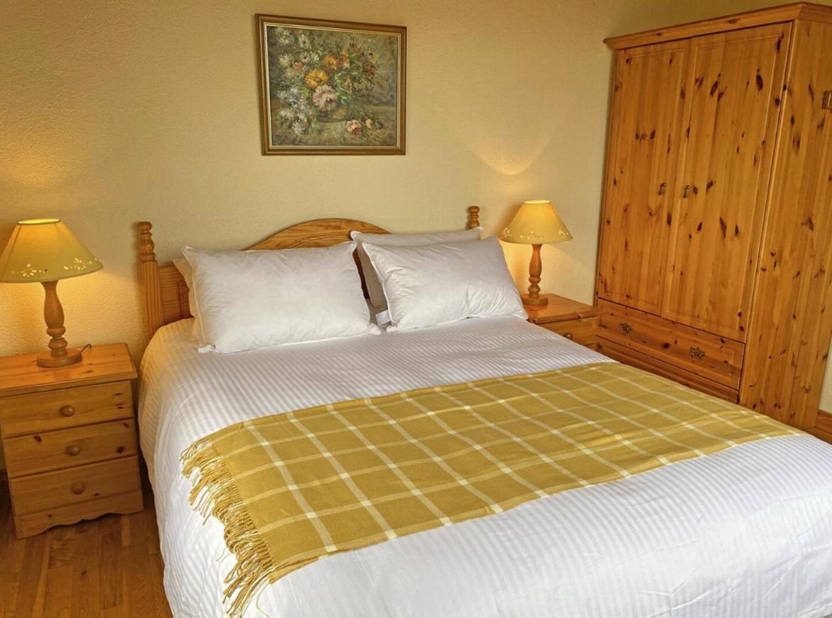 Lands End Cottage - Connemara Aughrus More Bagian luar foto