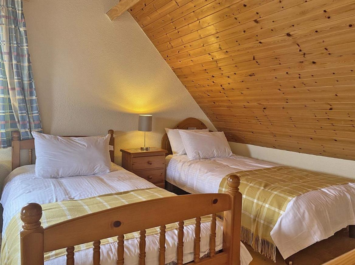Lands End Cottage - Connemara Aughrus More Bagian luar foto